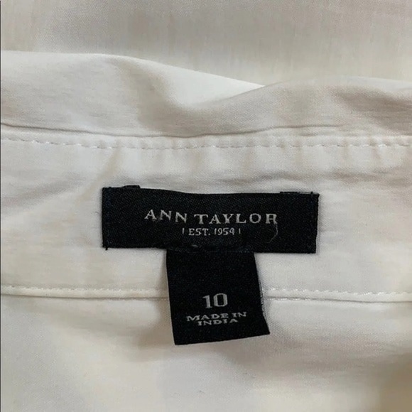 Ann Taylor Classic Button Down Womens 10 - Picture 7 of 8